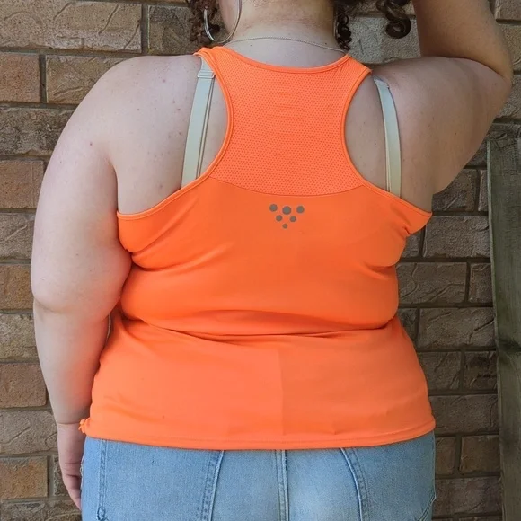 Danskin Top - Picture 2 of 9